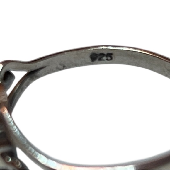 Elegant Sterling Silver Genuine Ruby Gemstone Ring Size 7.5 - Picture 8 of 9